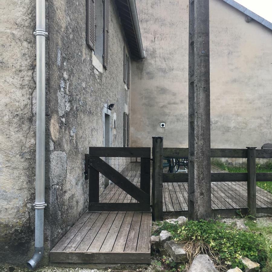 Gite La Janiat Montigny-sur-l'Ain Extérieur photo